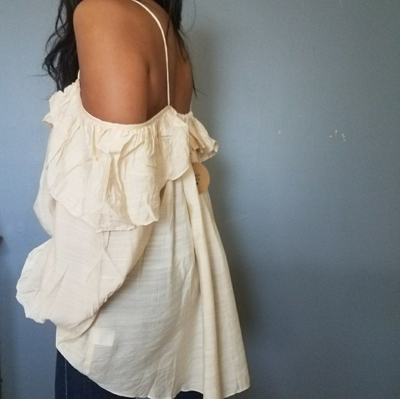 🍃LAST1🍃DE LA CREME CREAM COLD SHOULDER TUNIC TOP - Picture 6 of 7